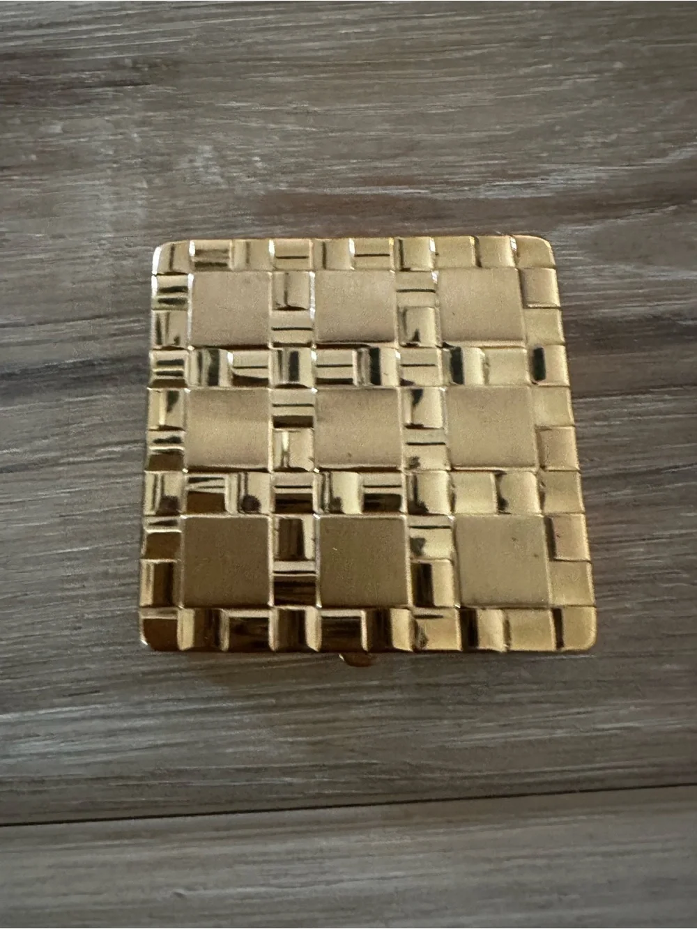 Vintage 1940s Majestic Compact
